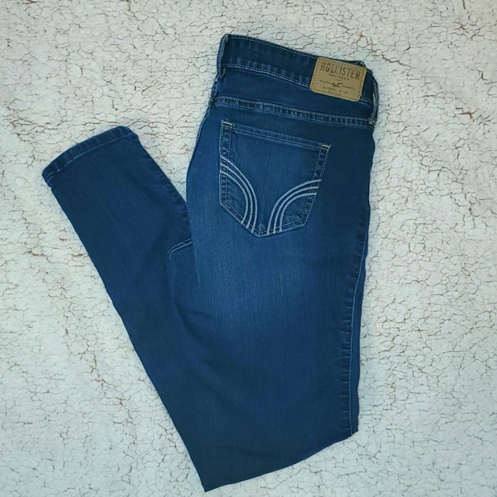 Hollister "Super Skinny" jeans